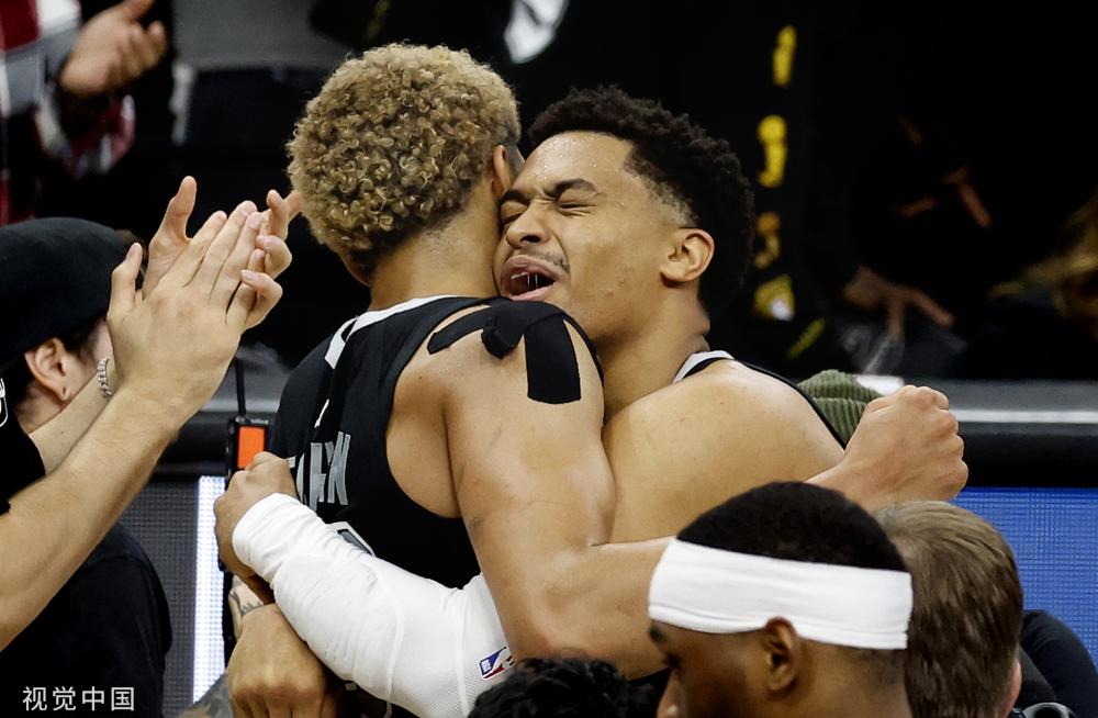 认为艰苦 认为艰苦