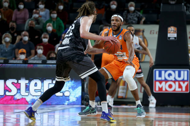 带来更多惊 带来更多惊