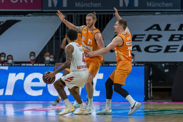 下场同样引 下场同样引