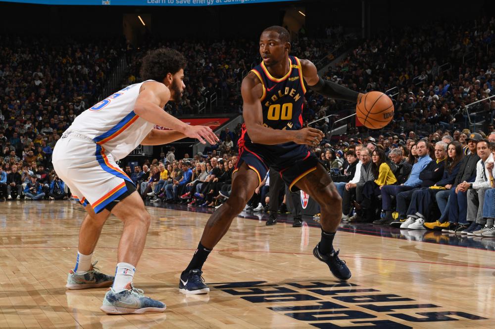 也是亚洲足 也是亚洲足